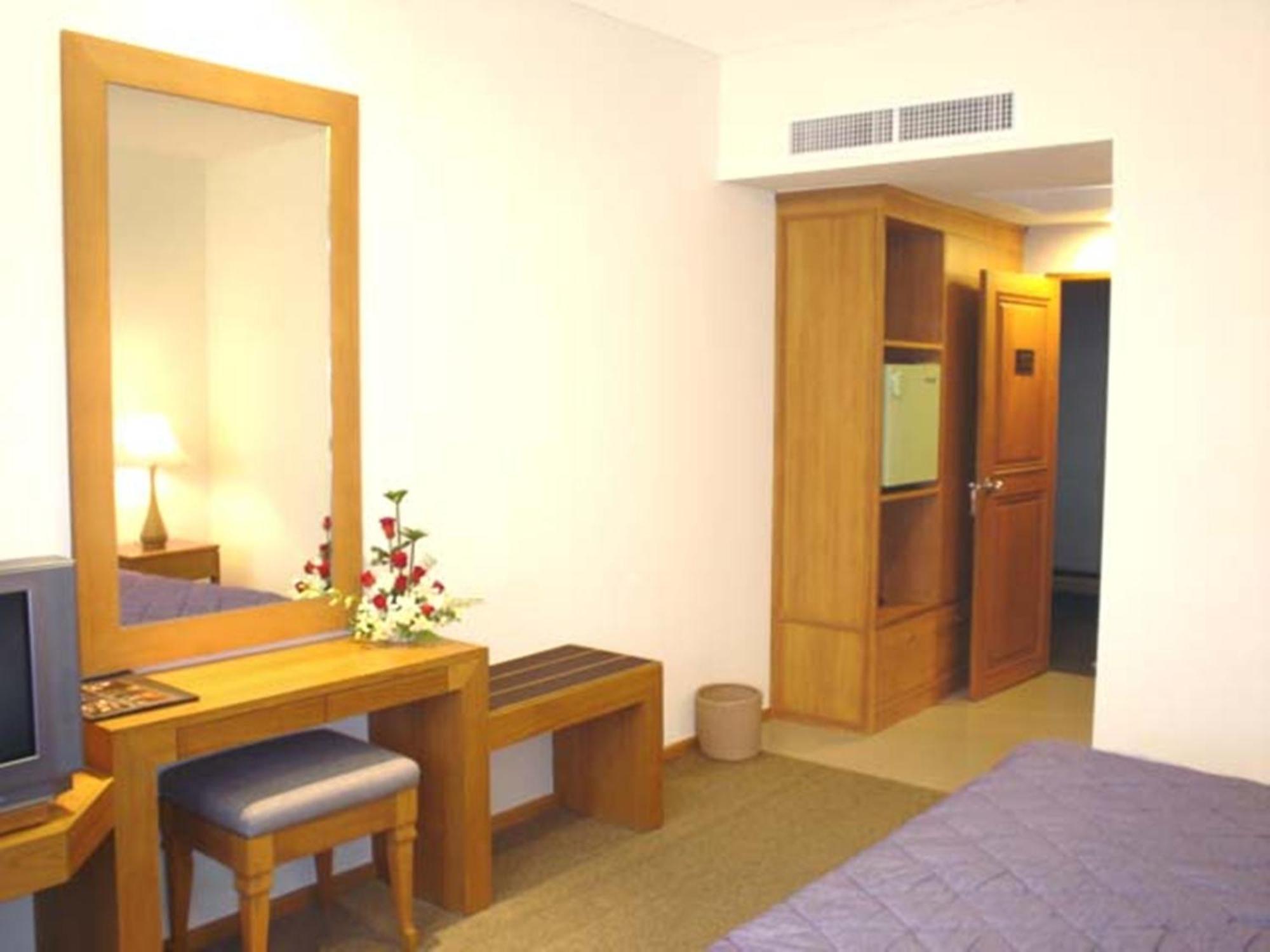 Chiang Mai Phucome Hotel Esterno foto