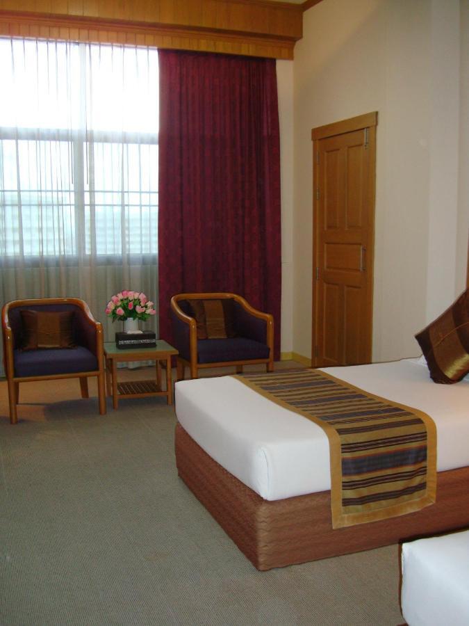 Chiang Mai Phucome Hotel Esterno foto